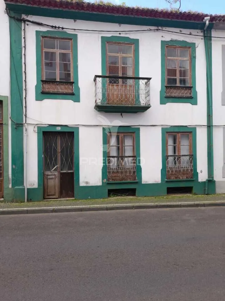 moradia-t5-venda-angra-do-heroismo-ilha-terceira