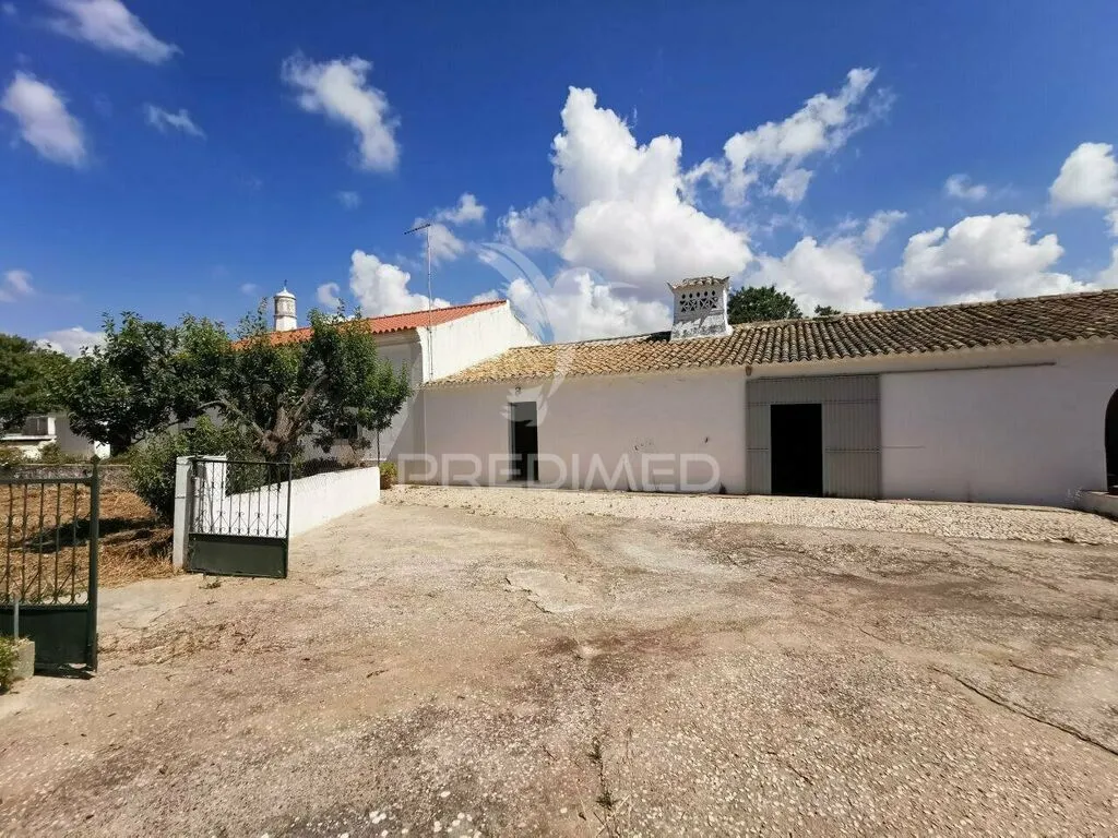 moradia-t4-venda-sao-clemente-loule-faro
