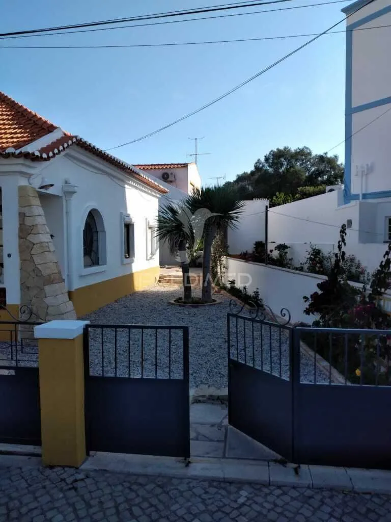 moradia-t2-venda-santiago-do-cacem-setubal