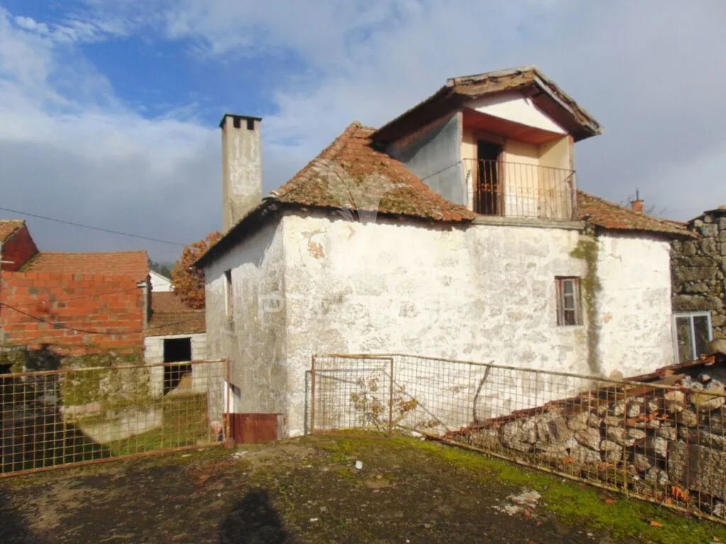 moradia-t3-venda-fiolhoso-murca-vila-real