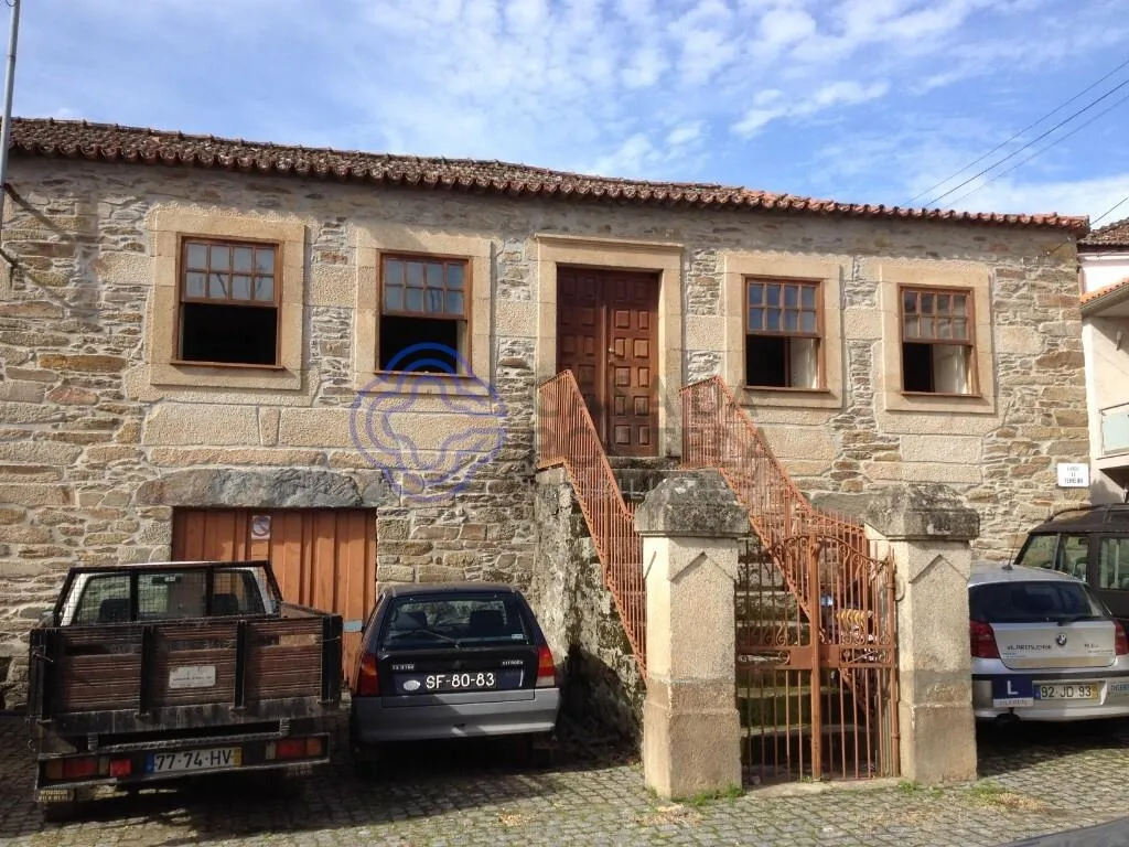 moradia-t3-venda-louredo-e-fornelos-santa-marta-de-penaguiao-vila-real
