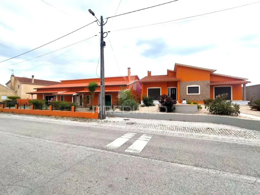 moradia-t5-venda-guia-ilha-e-mata-mourisca-pombal-leiria
