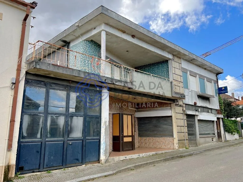 moradia-t5-venda-carrazedo-de-montenegro-e-curros-valpacos-vila-real