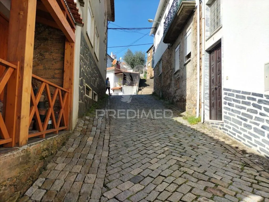 moradia-t5-venda-aldeia-sao-francisco-assis-covilha-castelo-branco