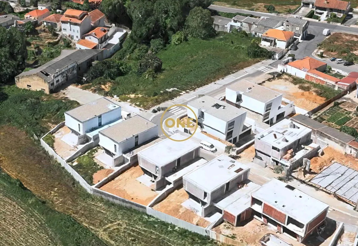 moradia-t3-venda-sao-felix-da-marinha-vila-nova-de-gaia-porto