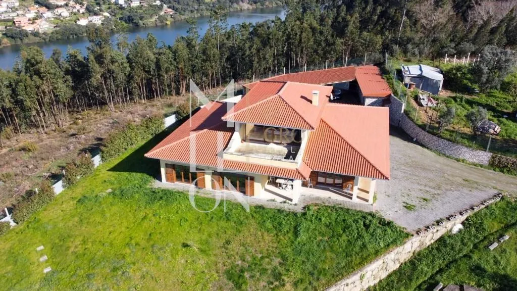 moradia-t4-venda-raiva-pedorido-e-paraiso-castelo-de-paiva-aveiro