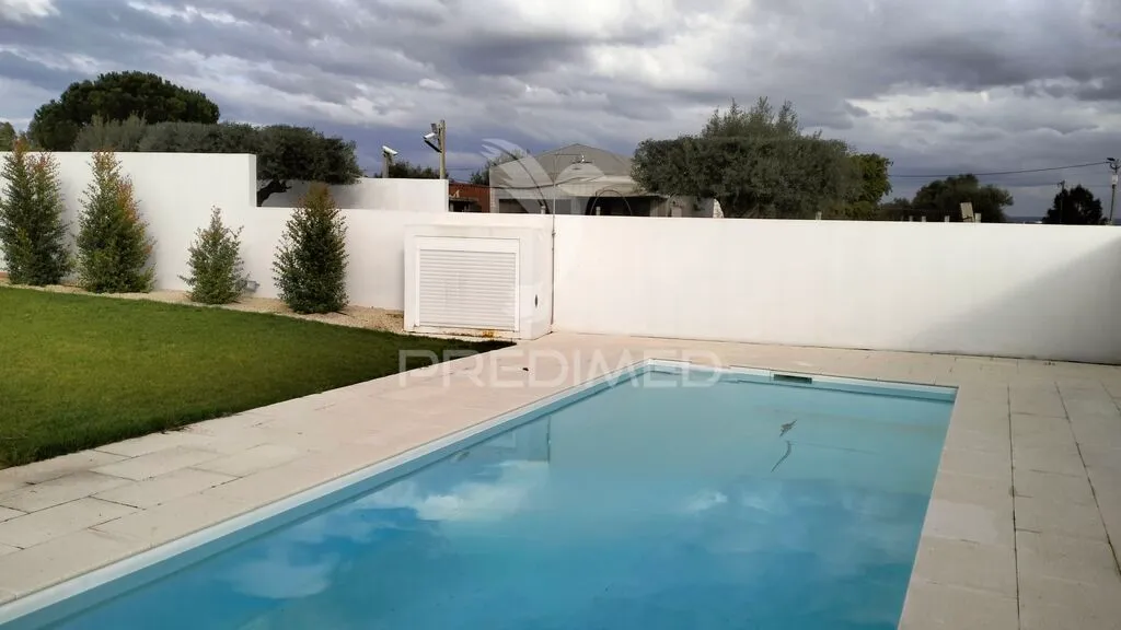 moradia-t4-venda-entroncamento-santarem