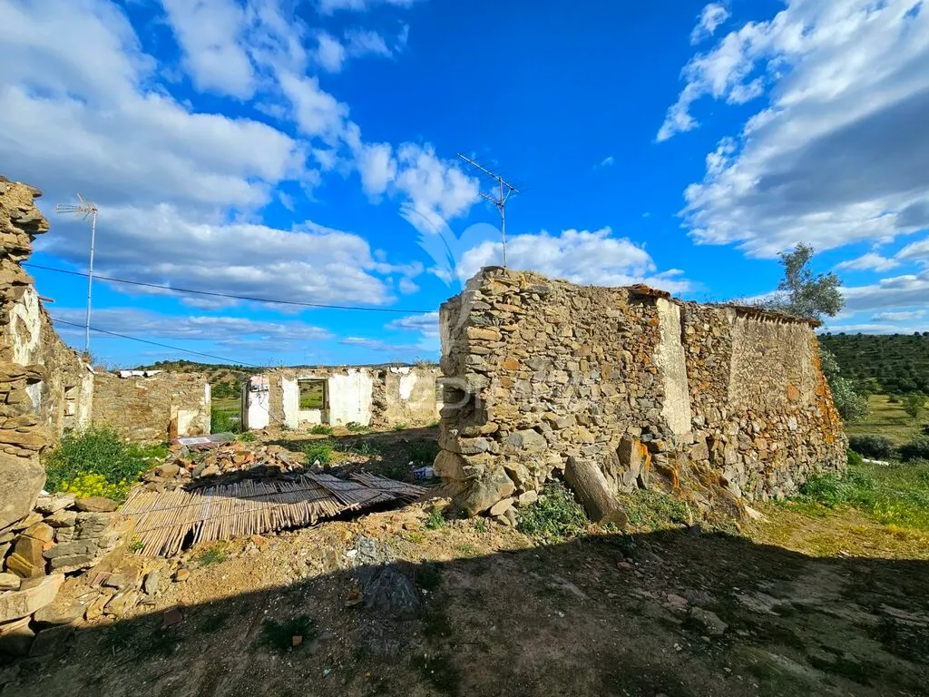 moradia-venda-mertola-beja