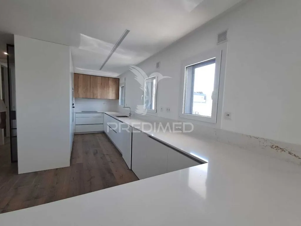 apartamento-t3-venda-laranjeiro-e-feijo-almada-setubal