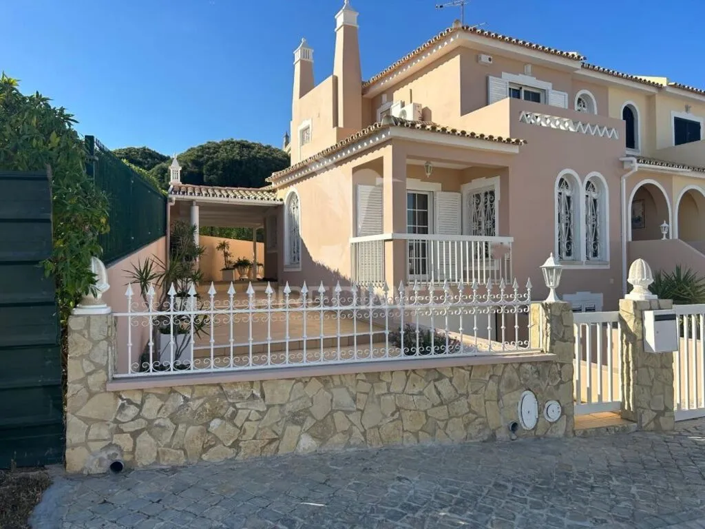 moradia-t3-venda-quarteira-loule-faro