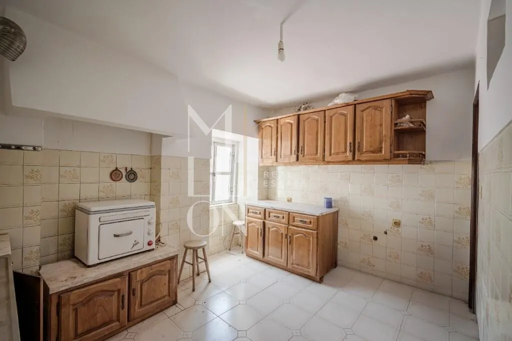 apartamento-t3-venda-santa-maria-maior-lisboa