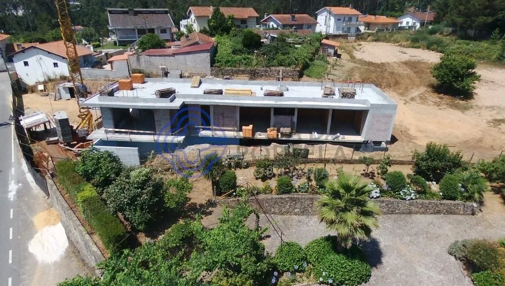 moradia-t3-venda-milheiros-de-poiares-santa-maria-da-feira-aveiro