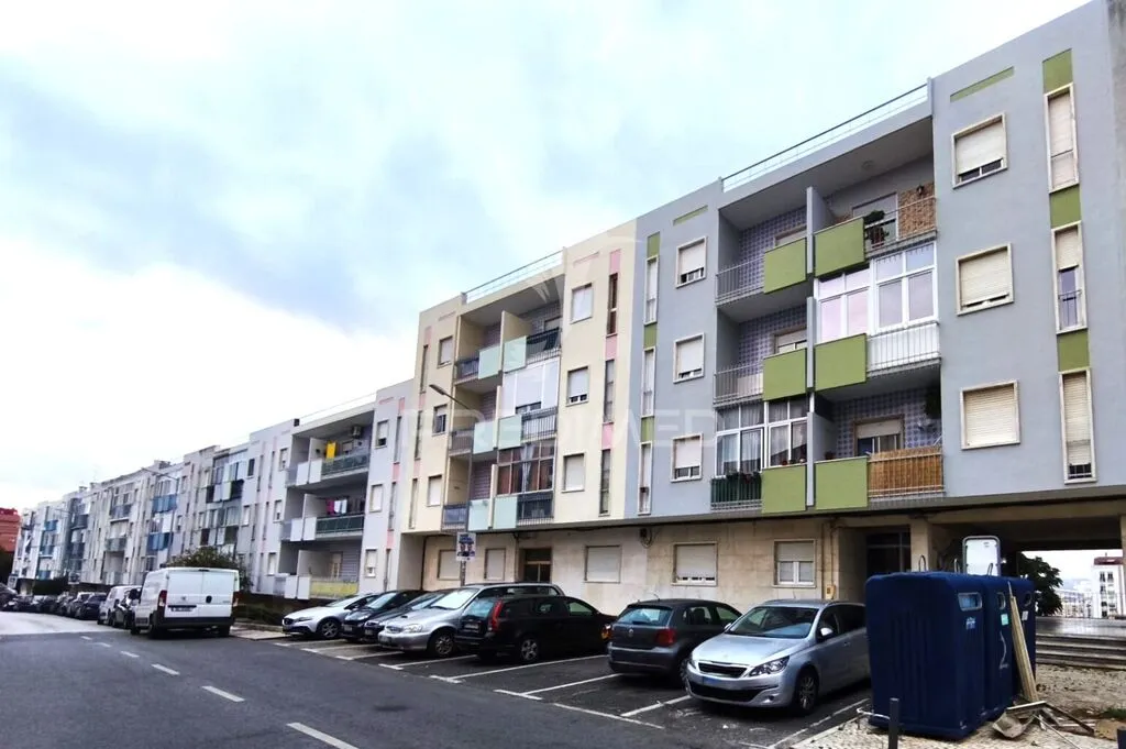 apartamento-t2-venda-aguas-livres-amadora-lisboa