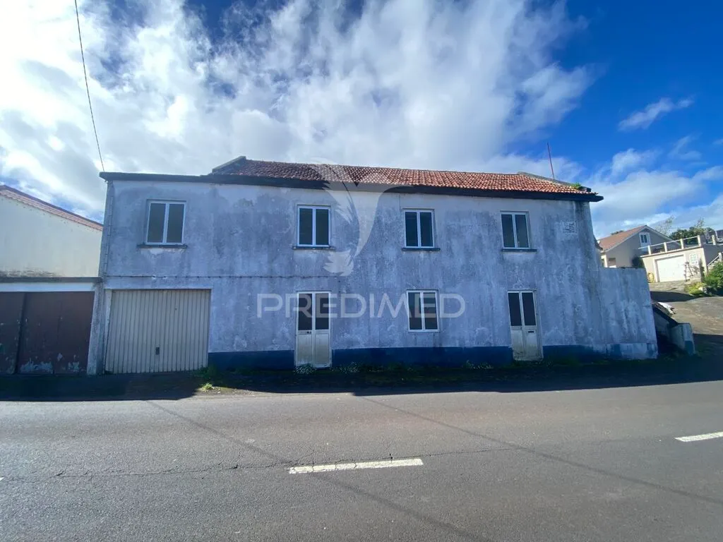 moradia-t2-venda-norte-grande-neves-velas-ilha-de-sao-jorge