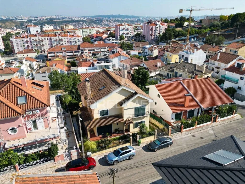 moradia-t4-venda-ramada-e-canecas-odivelas-lisboa