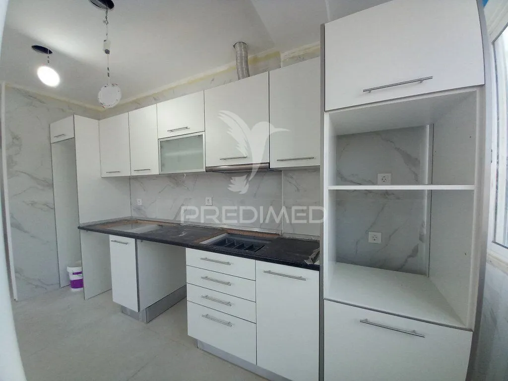 apartamento-t4-venda-laranjeiro-e-feijo-almada-setubal