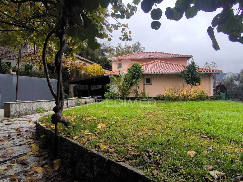 moradia-t5-venda-valdosende-terras-de-bouro-braga