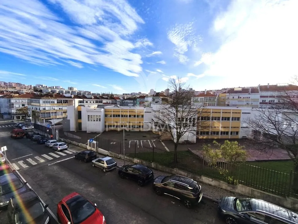 apartamento-t3-venda-aguas-livres-amadora-lisboa