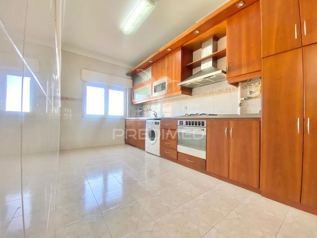 apartamento-t3-venda-santa-iria-de-azoia-sao-joao-da-talha-e-bobadela-loures-lisboa