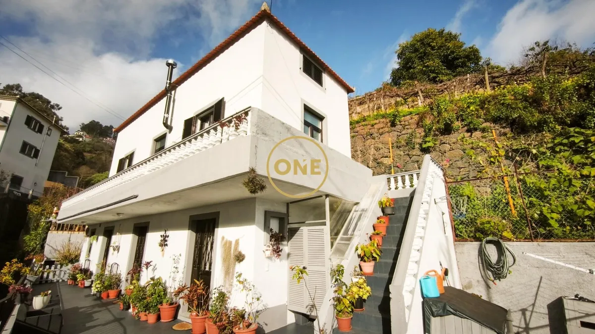 moradia-t3-venda-estreito-camara-de-lobos-camara-de-lobos-ilha-da-madeira