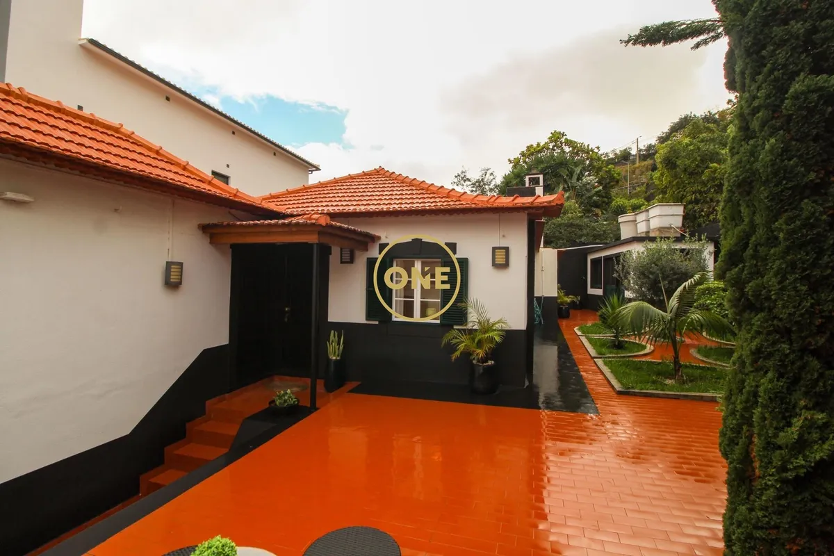 moradia-t5-venda-santa-cruz-ilha-da-madeira
