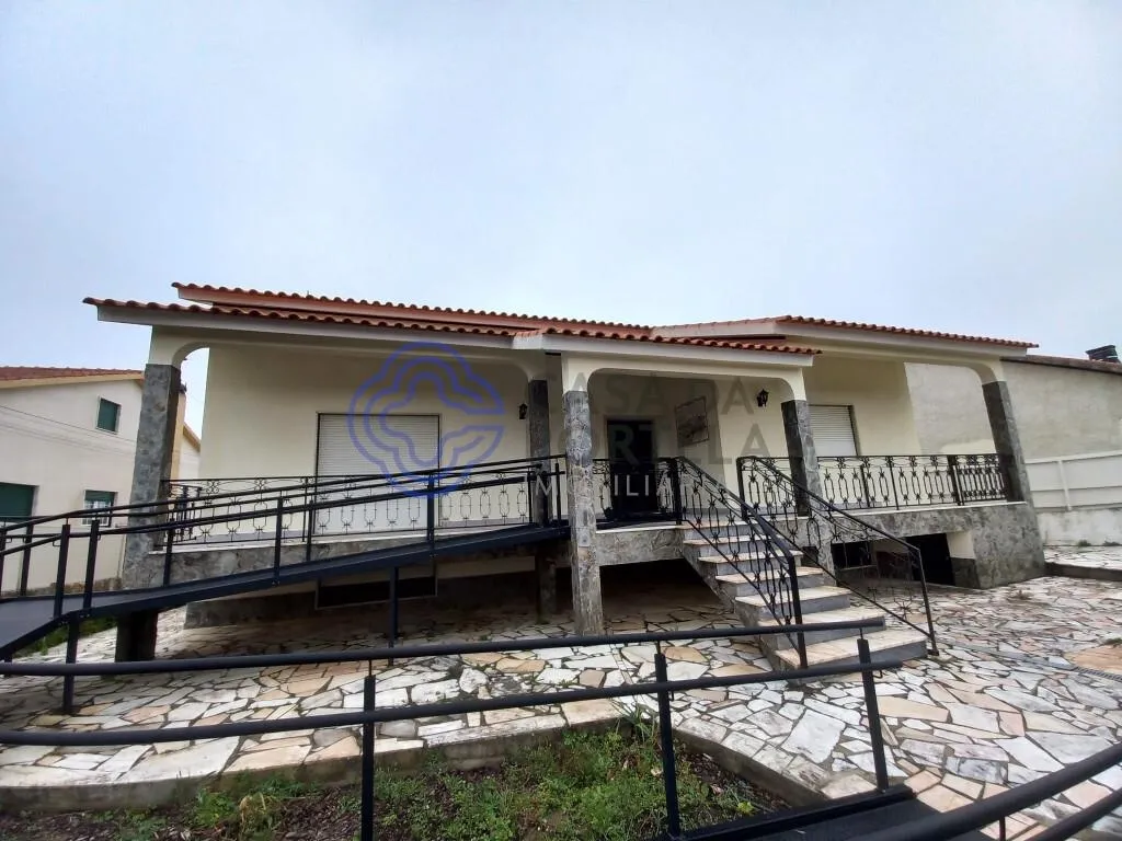moradia-t4-venda-sao-joao-baptista-e-santa-maria-dos-olivais-tomar-santarem