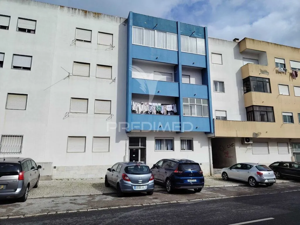 apartamento-t2-venda-baixa-da-banheira-e-vale-da-amoreira-moita-setubal