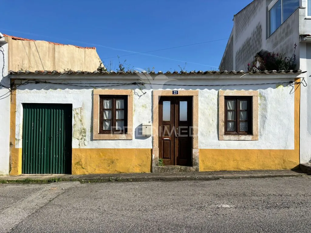 moradia-t2-venda-marmeleira-e-assentiz-rio-maior-santarem
