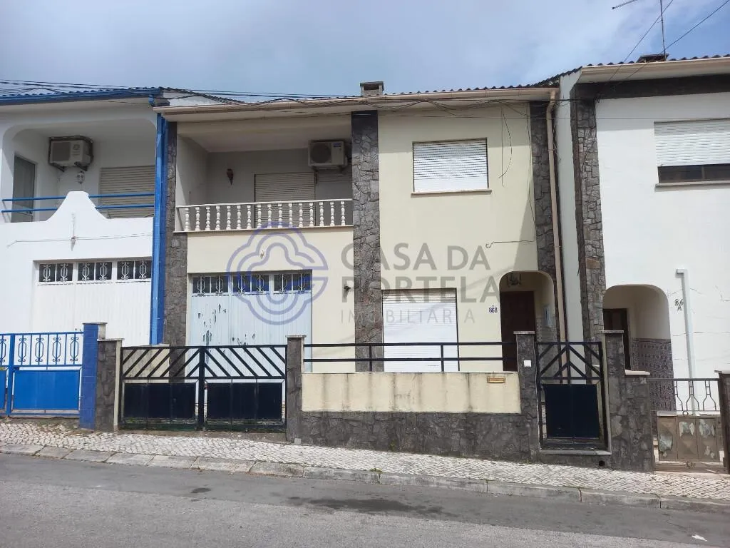 moradia-t4-venda-nossa-senhora-de-fatima-entroncamento-santarem