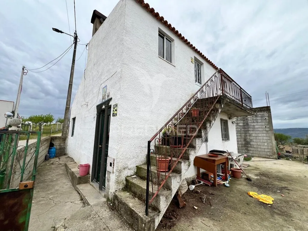 moradia-t3-venda-acoreira-torre-de-moncorvo-braganca