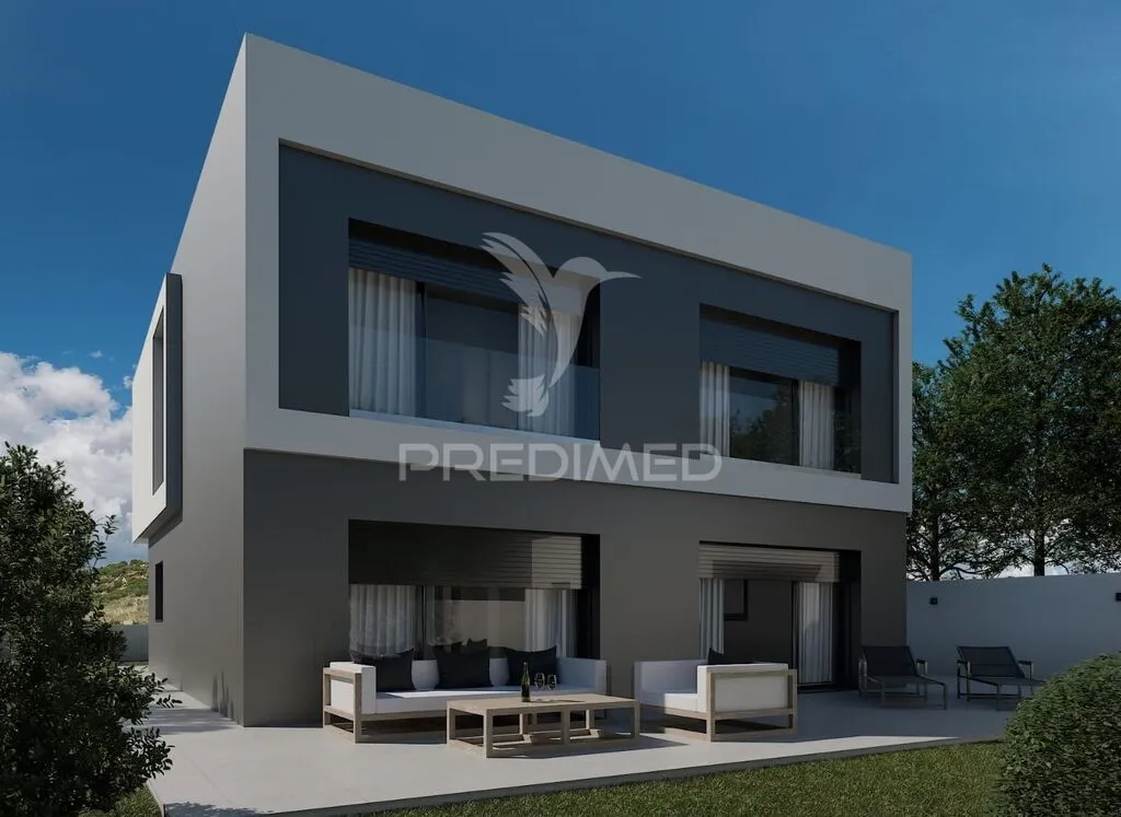 moradia-t4-venda-meia-via-torres-novas-santarem