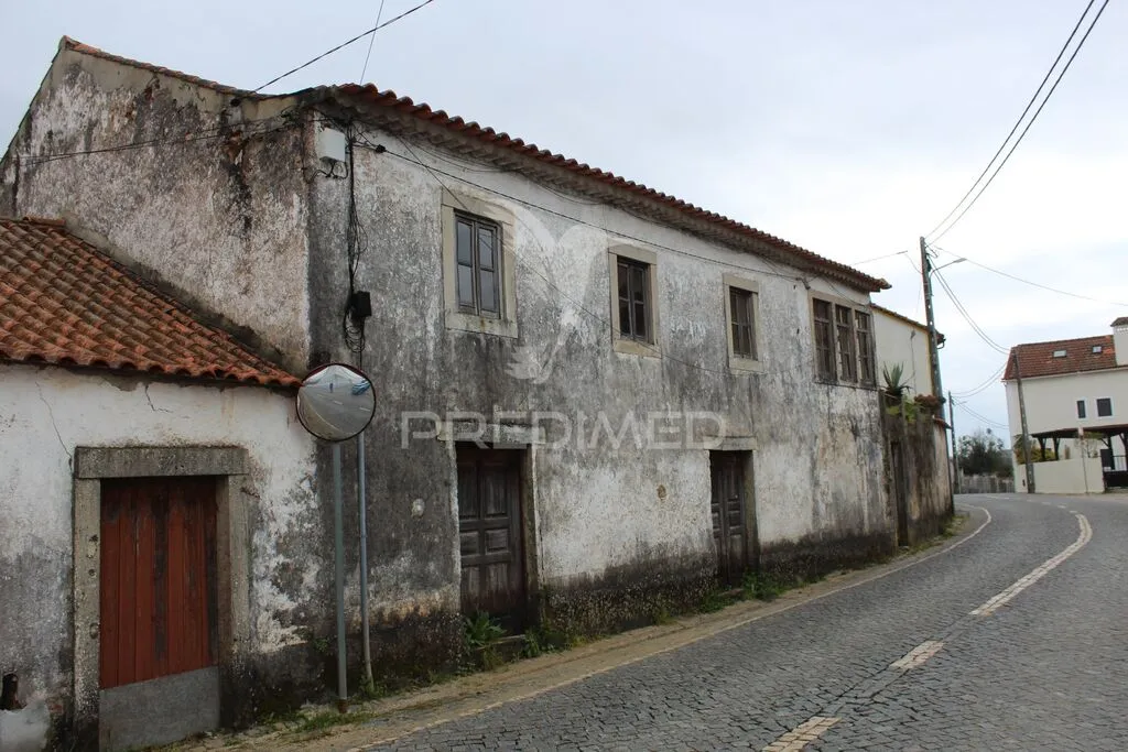 moradia-t4-venda-pussos-sao-pedro-alvaiazere-leiria