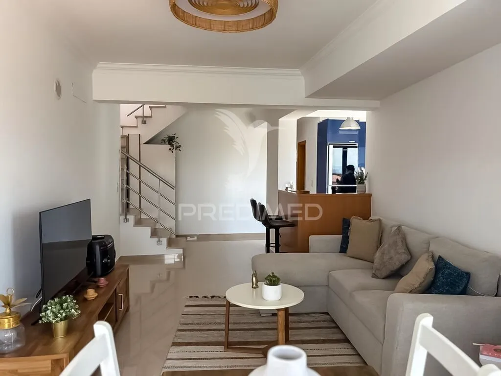 apartamento-t1-venda-charneca-de-caparica-e-sobreda-almada-setubal