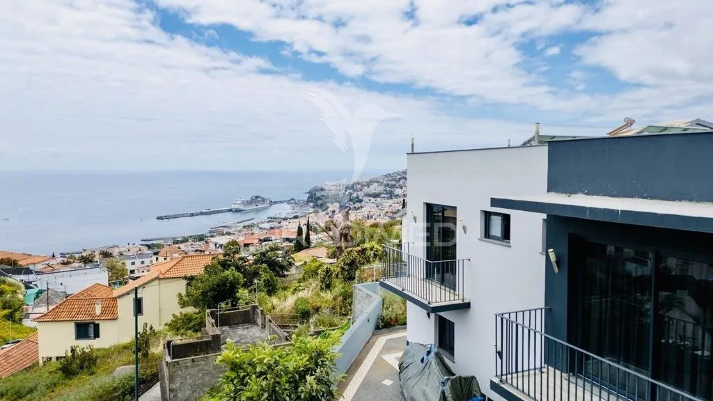 moradia-t5-venda-funchal-ilha-da-madeira