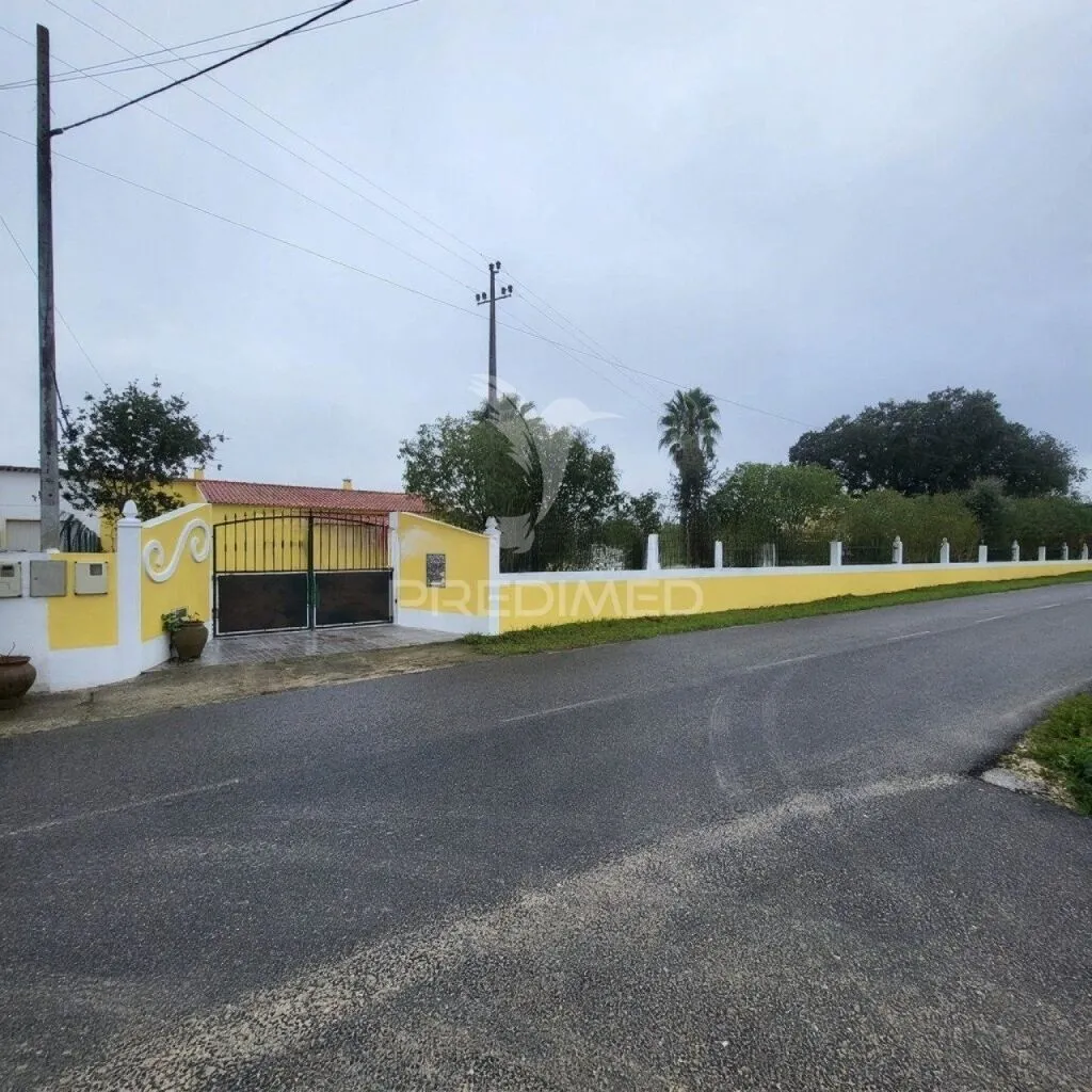 moradia-t3-venda-gloria-do-ribatejo-e-granho-salvaterra-de-magos-santarem