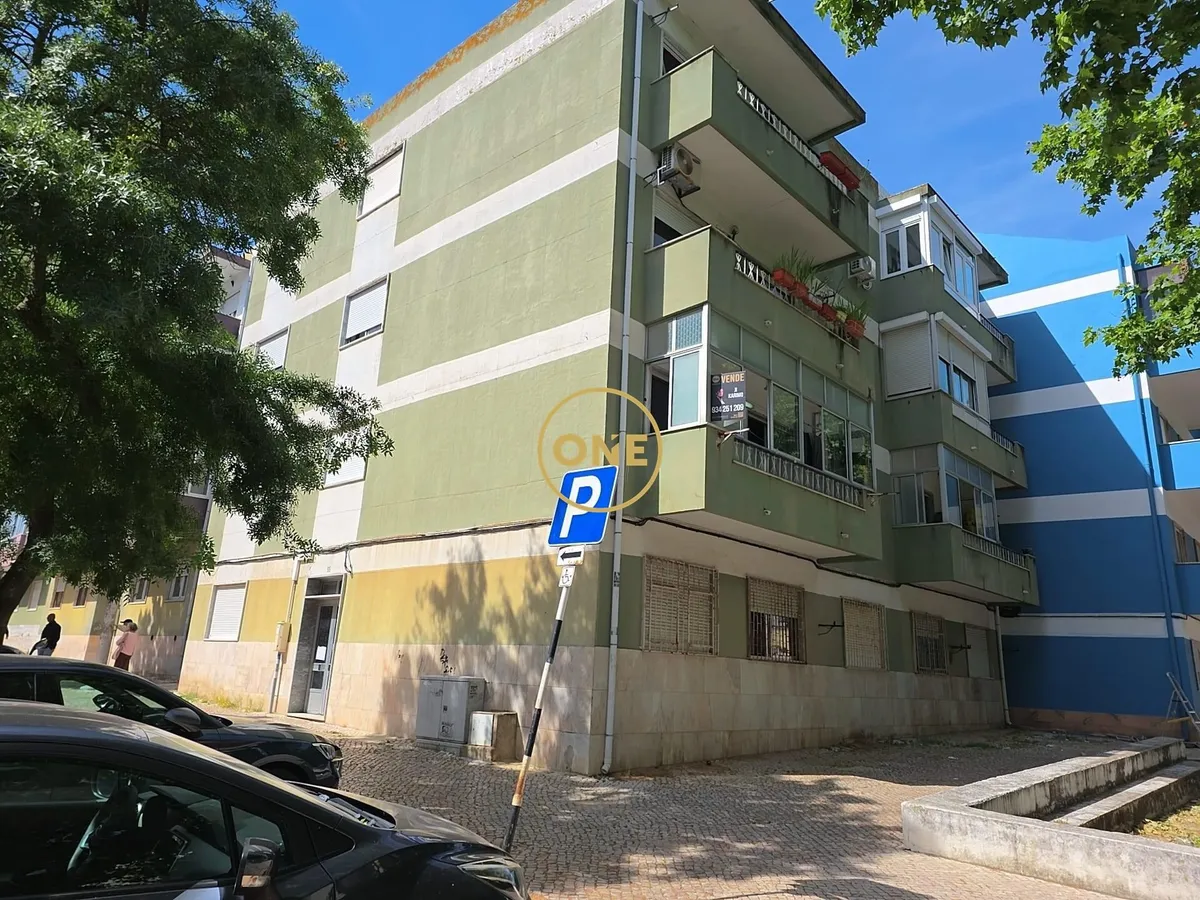apartamento-t2-venda-laranjeiro-e-feijo-almada-setubal