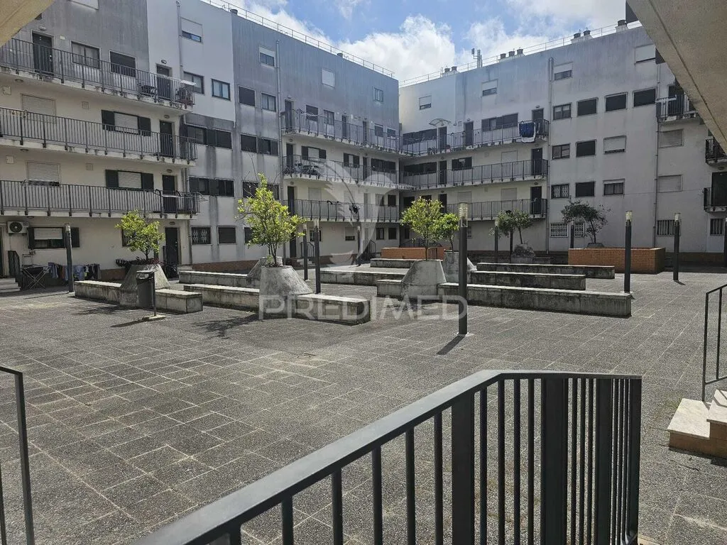 apartamento-t2-venda-santa-clara-lisboa