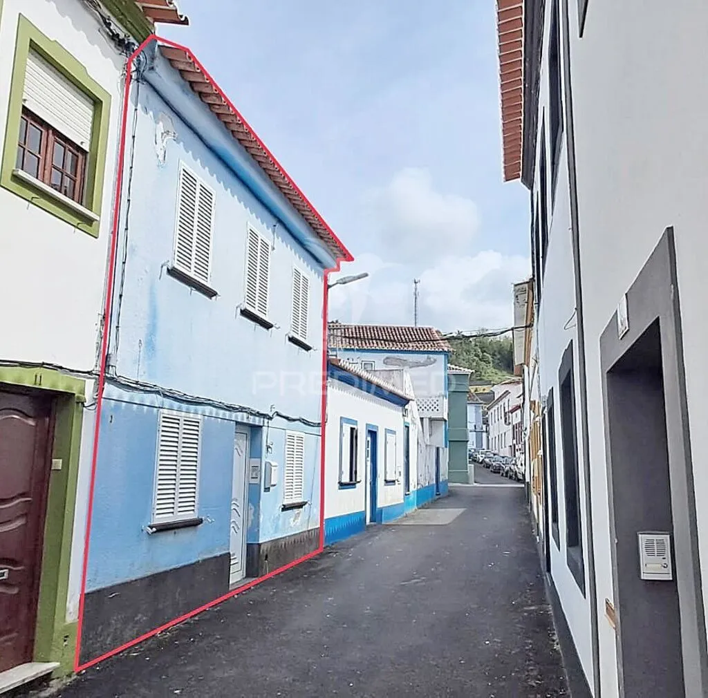 moradia-t4-venda-angra-do-heroismo-ilha-terceira