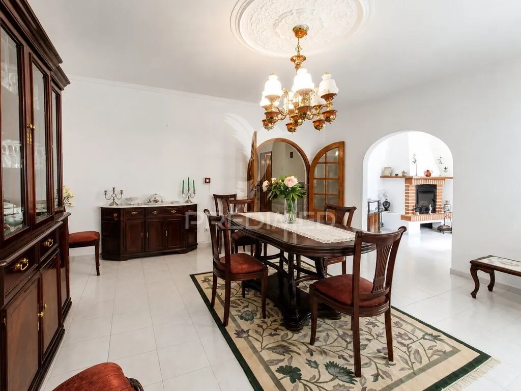 moradia-t3-venda-quelfes-olhao-faro