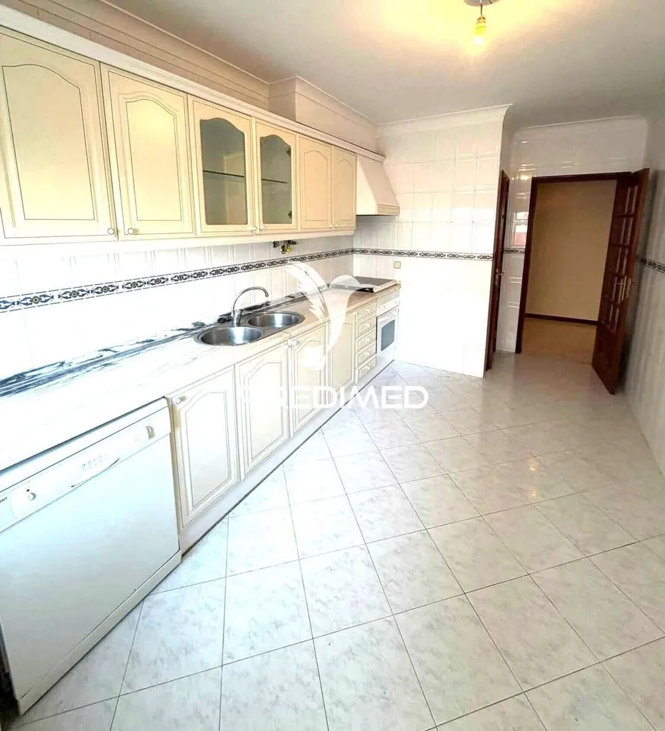 apartamento-t2-venda-algueirao-mem-martins-sintra-lisboa