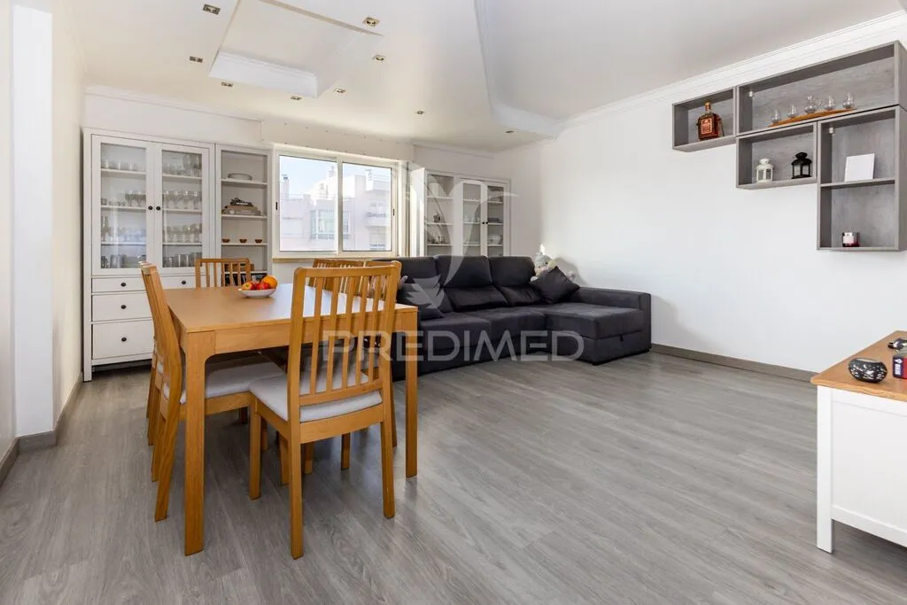 apartamento-t3-venda-laranjeiro-e-feijo-almada-setubal