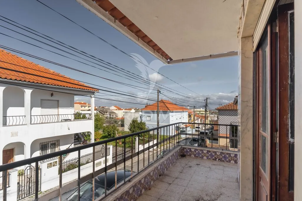 moradia-t5-venda-camarate-unhos-e-apelacao-loures-lisboa