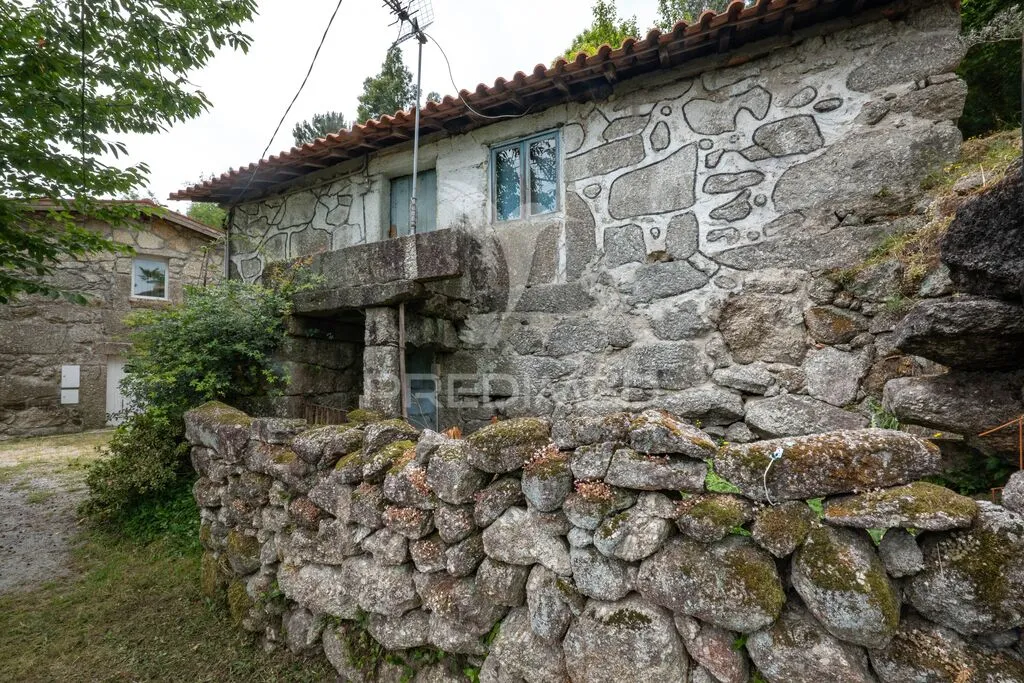 moradia-t2-venda-bouro-santa-marta-amares-braga