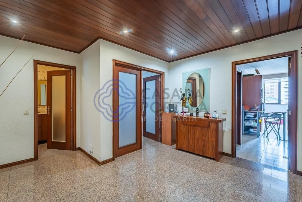 apartamento-t5-venda-mafamude-e-vilar-do-paraiso-vila-nova-de-gaia-porto