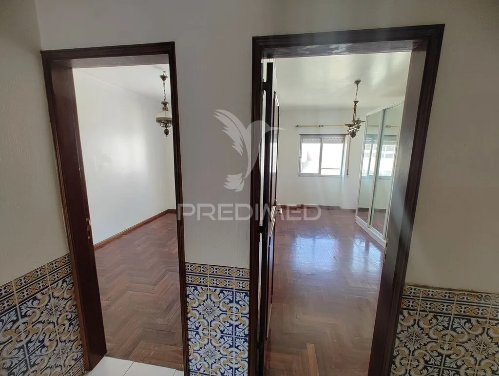 apartamento-t3-venda-baixa-da-banheira-e-vale-da-amoreira-moita-setubal