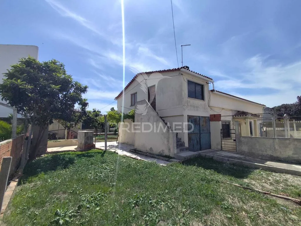 moradia-t3-venda-charneca-de-caparica-e-sobreda-almada-setubal