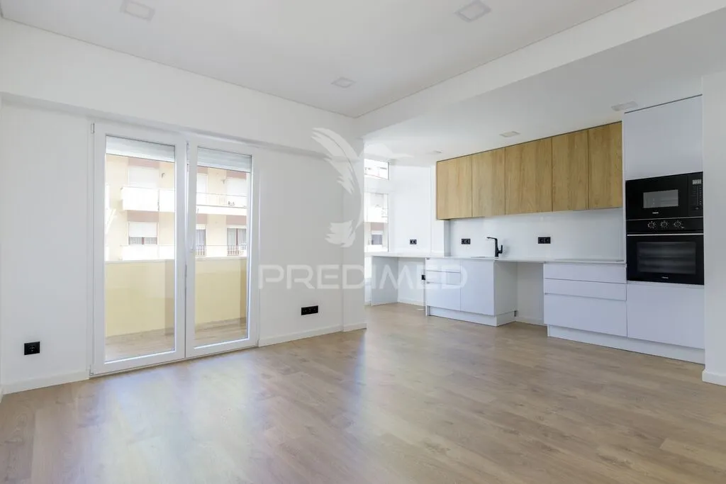 apartamento-t3-venda-santa-iria-de-azoia-sao-joao-da-talha-e-bobadela-loures-lisboa