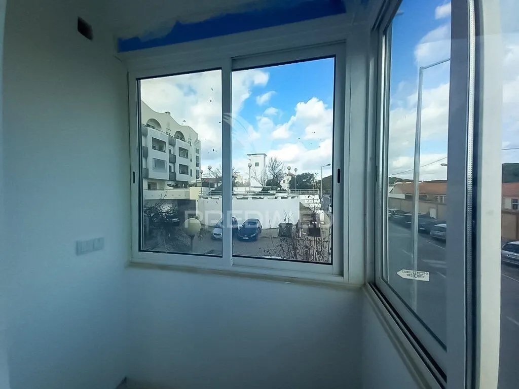 apartamento-t4-venda-laranjeiro-e-feijo-almada-setubal