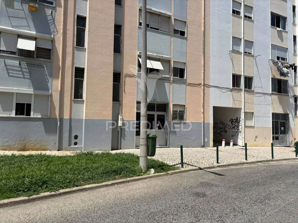 apartamento-t1-venda-carregado-e-cadafais-alenquer-lisboa