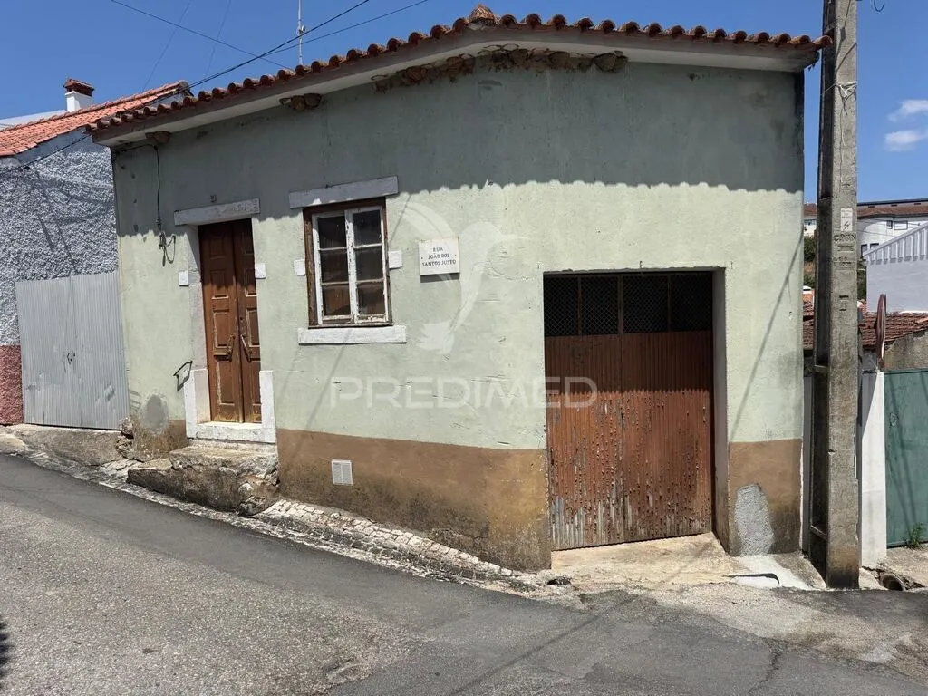 moradia-t2-venda-malhou-louriceira-e-espinheiro-alcanena-santarem